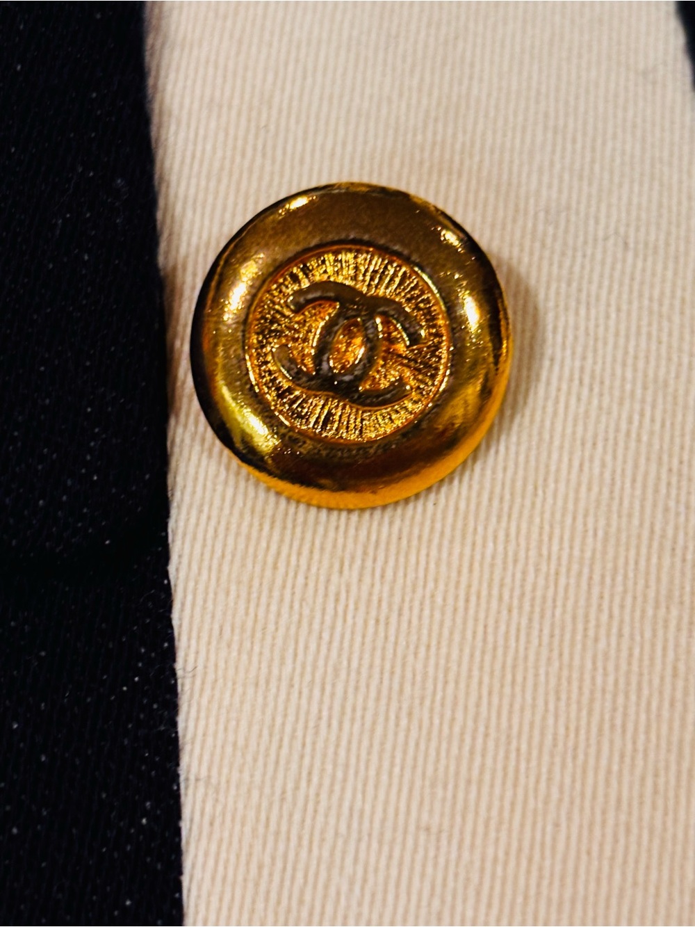 Classic Vintage CHANEL Striped Jacket - Picture 5 of 9